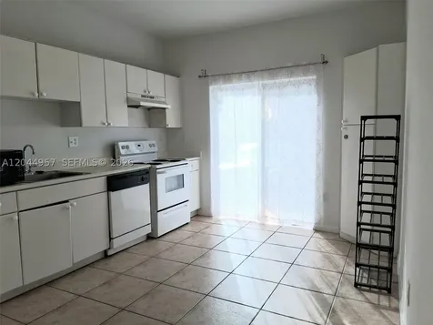6972 NW 179th Street Hialeah FL 33015