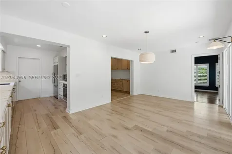 7220 SW 53rd Court Miami FL 33143