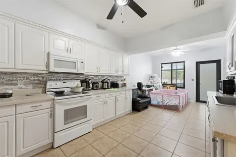 1419 SW 76th Court Miami FL 33144