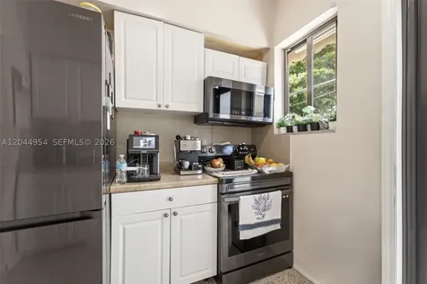 1419 SW 76th Court Miami FL 33144