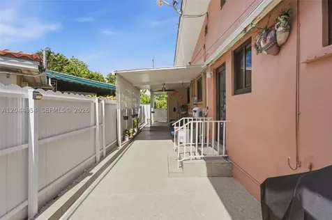 1419 SW 76th Court Miami FL 33144