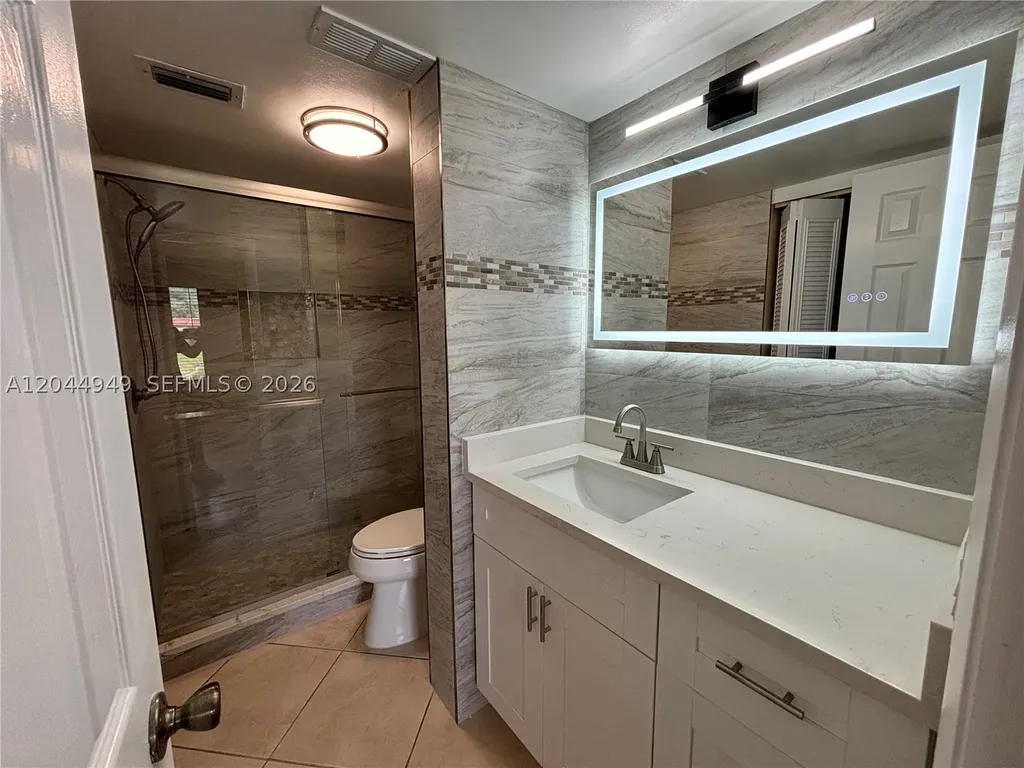 21909 Lake Forest Circle Boca Raton FL 33433