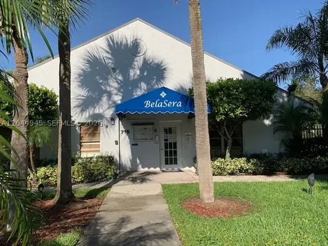 731 N Pine Island Road Plantation FL 33324