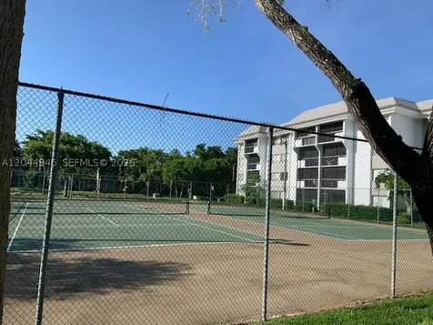 731 N Pine Island Road Plantation FL 33324
