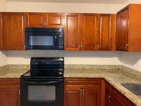731 N Pine Island Road Plantation FL 33324