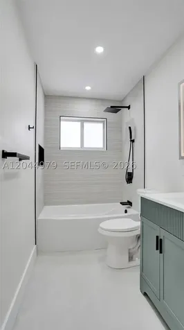 211 SW 64th Avenue Pembroke Pines FL 33023