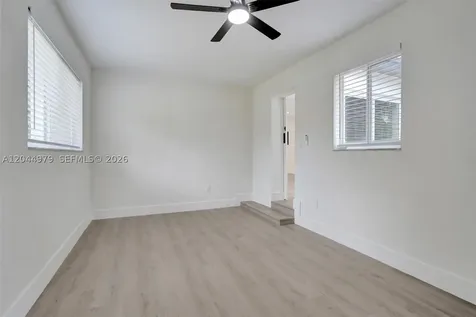 211 SW 64th Avenue Pembroke Pines FL 33023