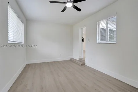 211 SW 64th Avenue Pembroke Pines FL 33023