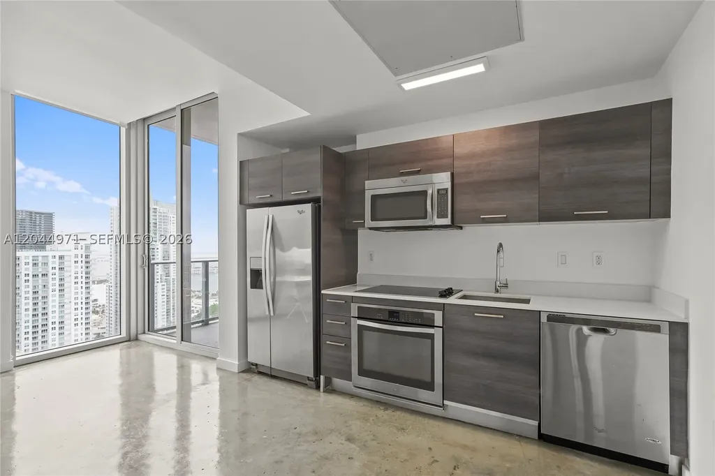 151 SE 1st Street Miami FL 33131