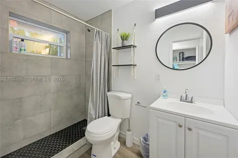 1730 NE 7th St Unit 1-5 Fort Lauderdale FL 33304
