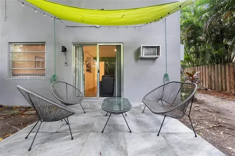 1730 NE 7th St Unit 1-5 Fort Lauderdale FL 33304