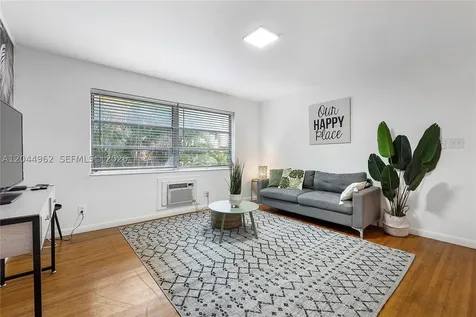 1730 NE 7th St Unit 1-5 Fort Lauderdale FL 33304