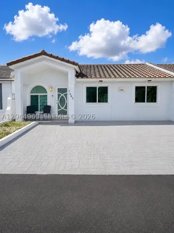 7681 NW 178th Terrace Hialeah FL 33015