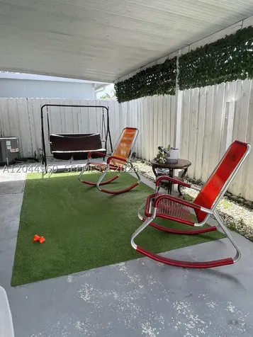 7681 NW 178th Terrace Hialeah FL 33015