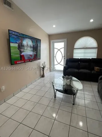 7681 NW 178th Terrace Hialeah FL 33015
