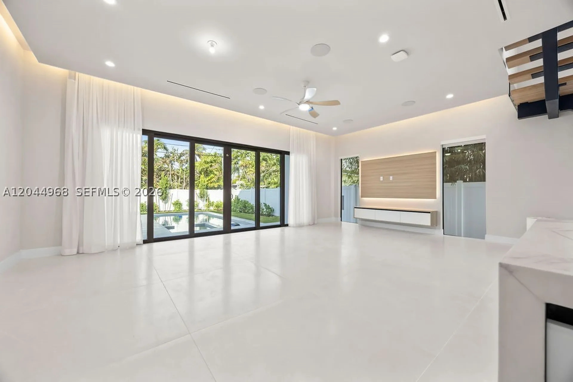 1135 NE 11th Avenue Fort Lauderdale FL 33304