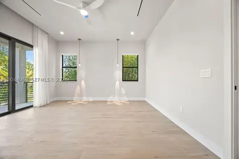 1135 NE 11th Avenue Fort Lauderdale FL 33304