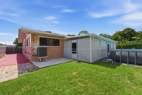 1421-1419 SW 76 Court Miami FL 33144