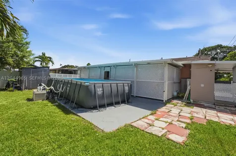 1421-1419 SW 76 Court Miami FL 33144