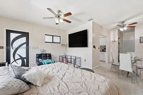 1421-1419 SW 76 Court Miami FL 33144