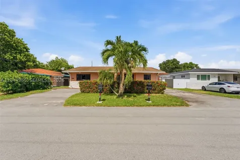 1421-1419 SW 76 Court Miami FL 33144