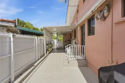 1421-1419 SW 76 Court Miami FL 33144