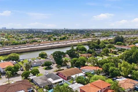 1421-1419 SW 76 Court Miami FL 33144