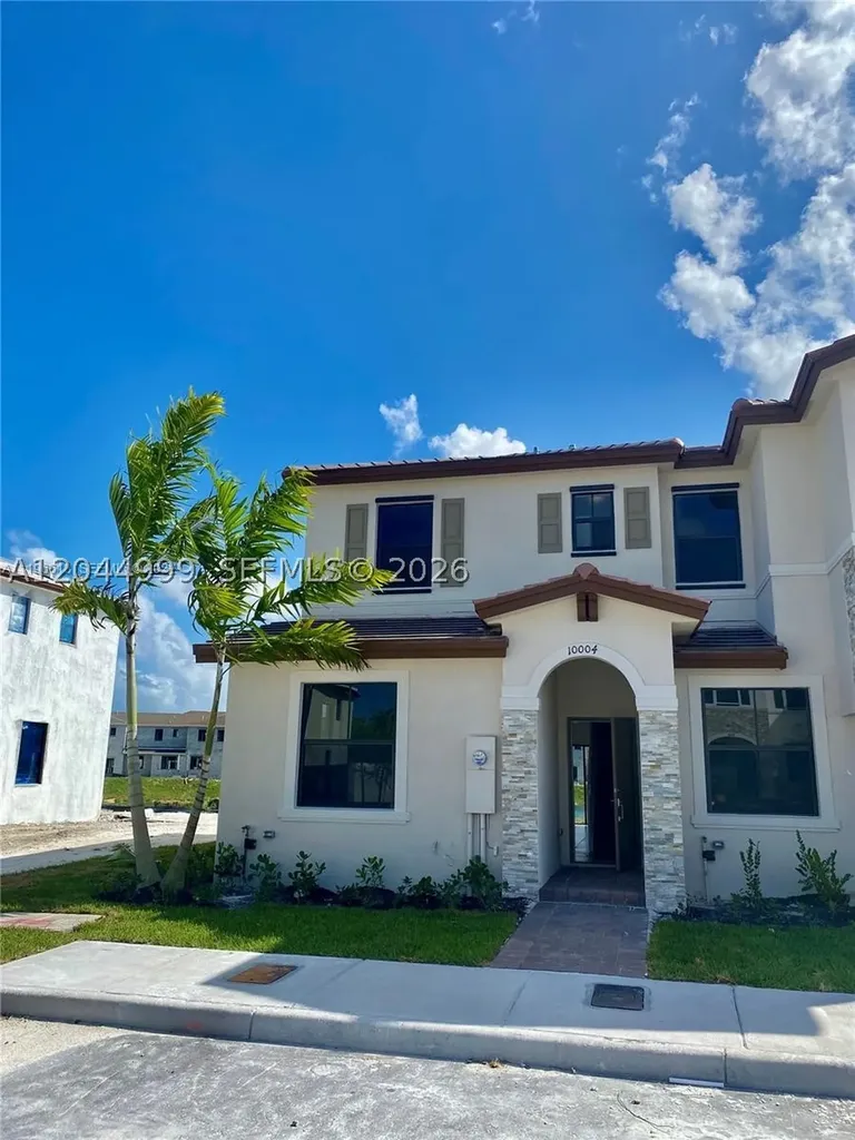 10004 SW 228th Terrace Miami FL 33190