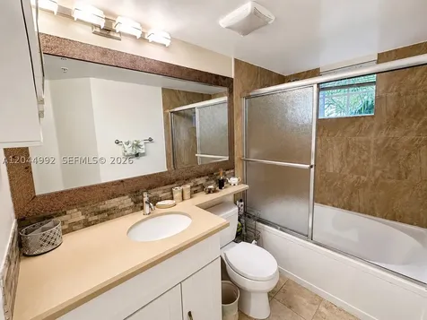 17145 N Bay Road Sunny Isles Beach FL 33160