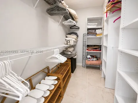 17145 N Bay Road Sunny Isles Beach FL 33160