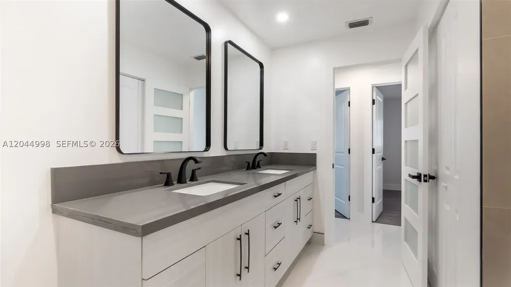 3023 NW 123rd Avenue Coral Springs FL 33065