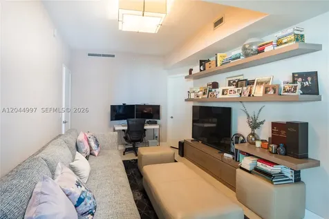 2900 NE 7th Avenue Miami FL 33137
