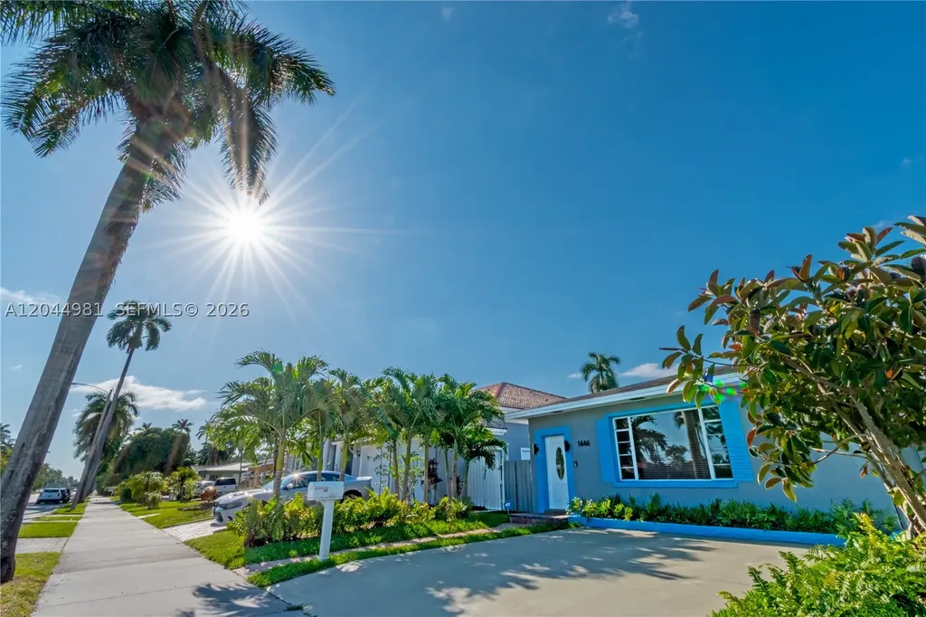 1446 Hollywood Boulevard Hollywood FL 33020