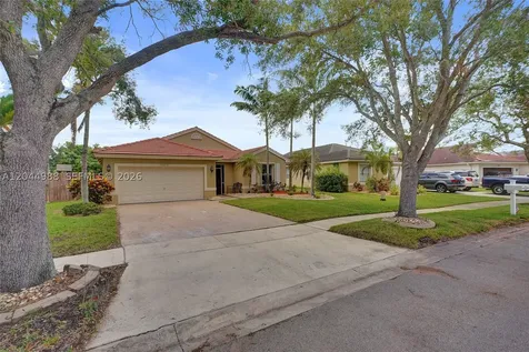 19473 NW 24th Place Pembroke Pines FL 33029