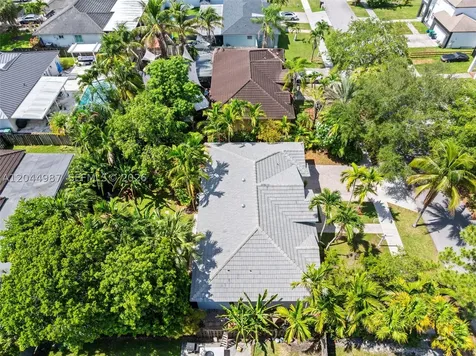 18061 SW 152nd Court Miami FL 33187