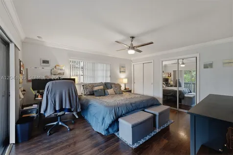 8489 SW 137th Avenue Miami FL 33183