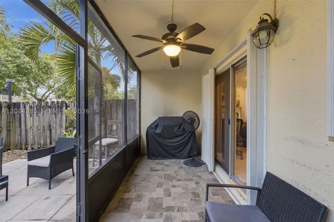 8489 SW 137th Avenue Miami FL 33183