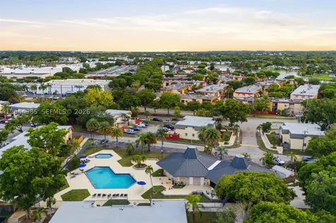 8489 SW 137th Avenue Miami FL 33183