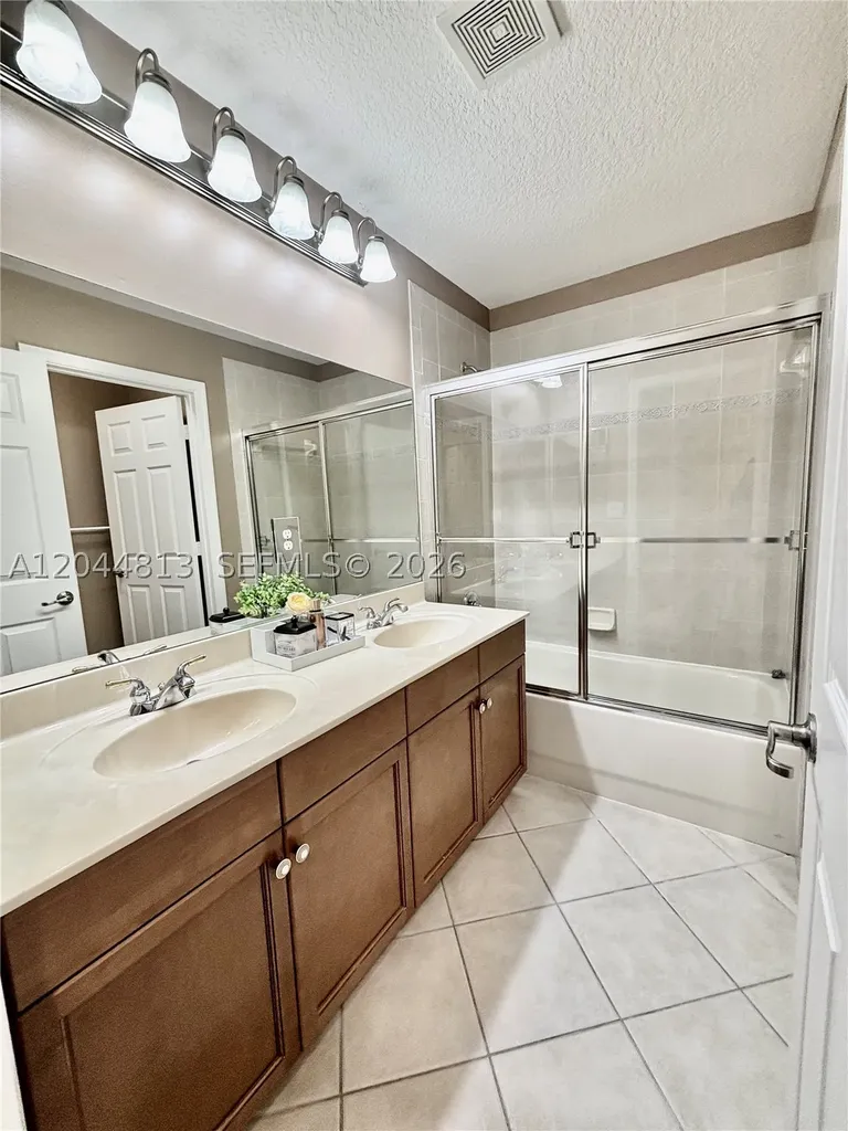 9109 Dupont Place Wellington FL 33414