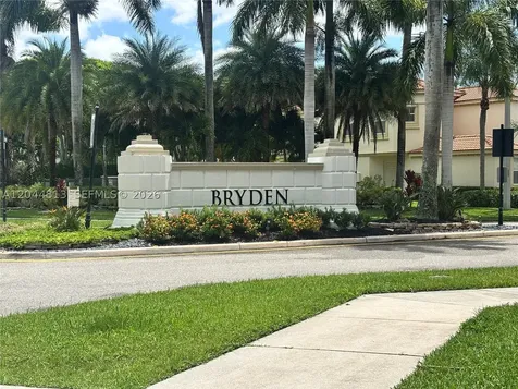 9109 Dupont Place Wellington FL 33414