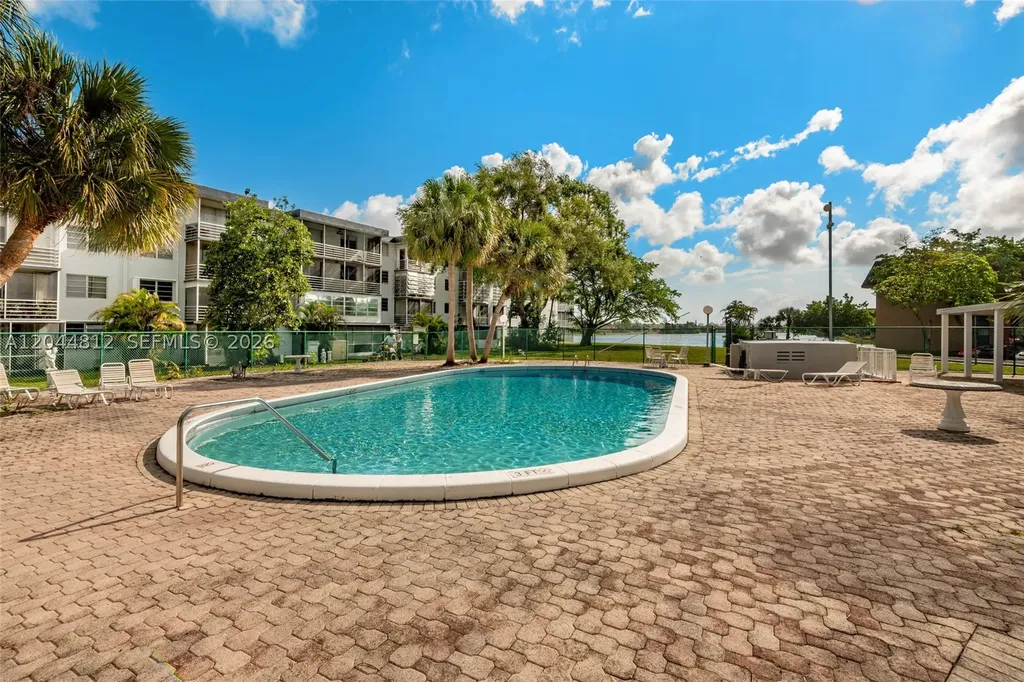 447 NE 195th Street Miami FL 33179