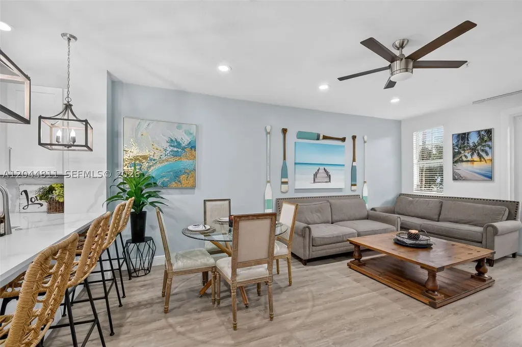 810 N 3rd Avenue N Lake Worth FL 33460