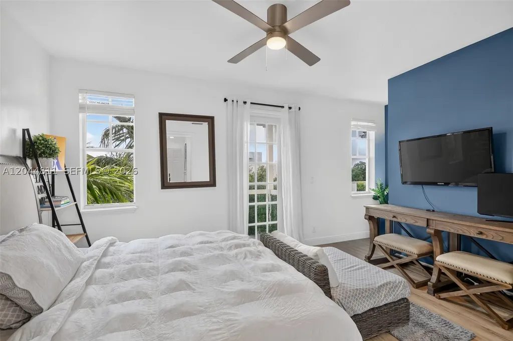 810 N 3rd Avenue N Lake Worth FL 33460