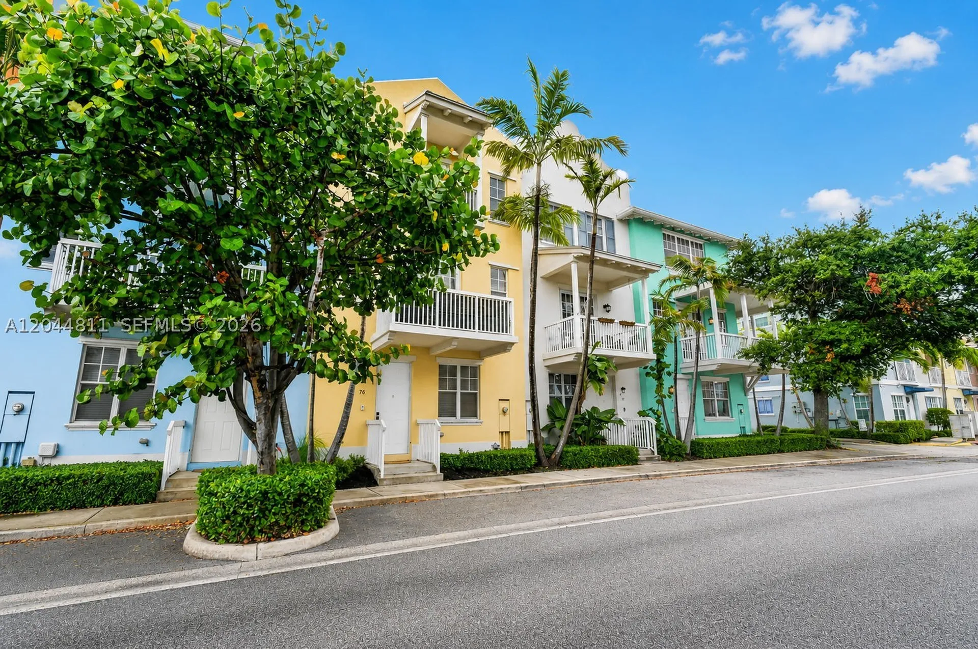 810 N 3rd Avenue N Lake Worth FL 33460