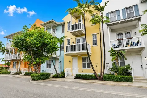 810 N 3rd Avenue N Lake Worth FL 33460