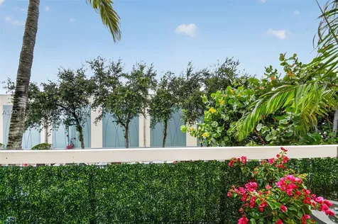 810 N 3rd Avenue N Lake Worth FL 33460