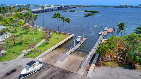 810 N 3rd Avenue N Lake Worth FL 33460