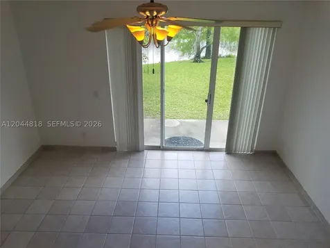 7333 NW 1st Place Plantation FL 33317