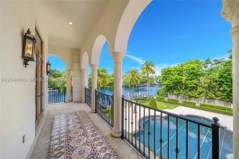 150 Edgewater Drive Coral Gables FL 33133
