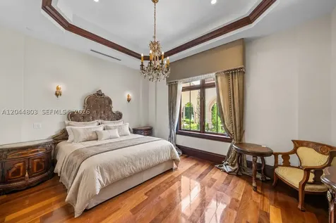150 Edgewater Drive Coral Gables FL 33133
